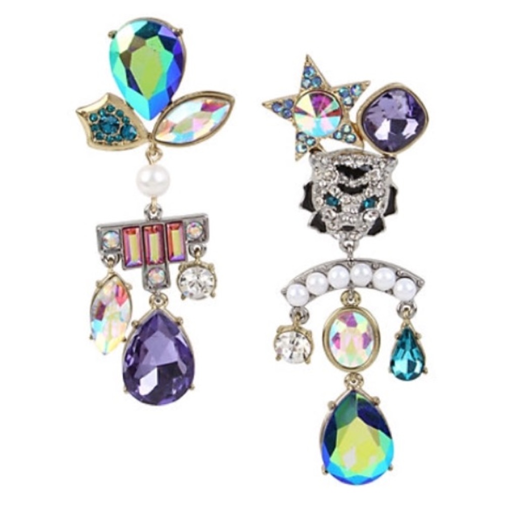 Betsey Johnson mis match Earrings